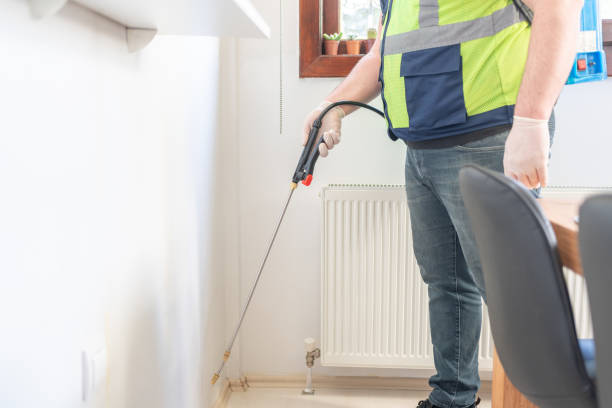 Best Best Pest Control Companies  in Glenwood, MN